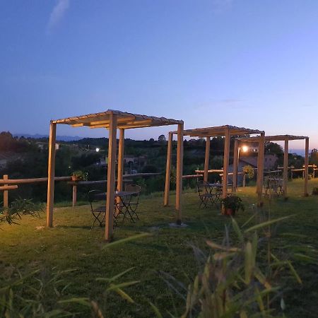 Cascina Brichat Alta Langa Serravalle delle Langhe Eksteriør billede