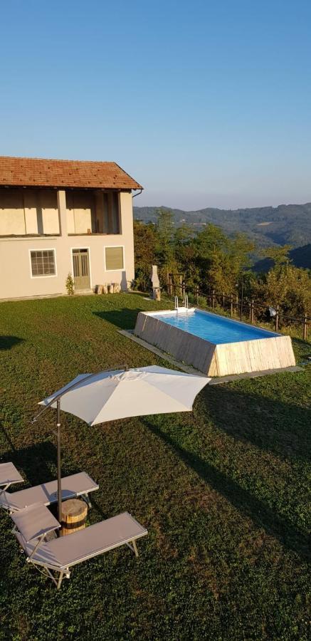 Cascina Brichat Alta Langa Serravalle delle Langhe Eksteriør billede
